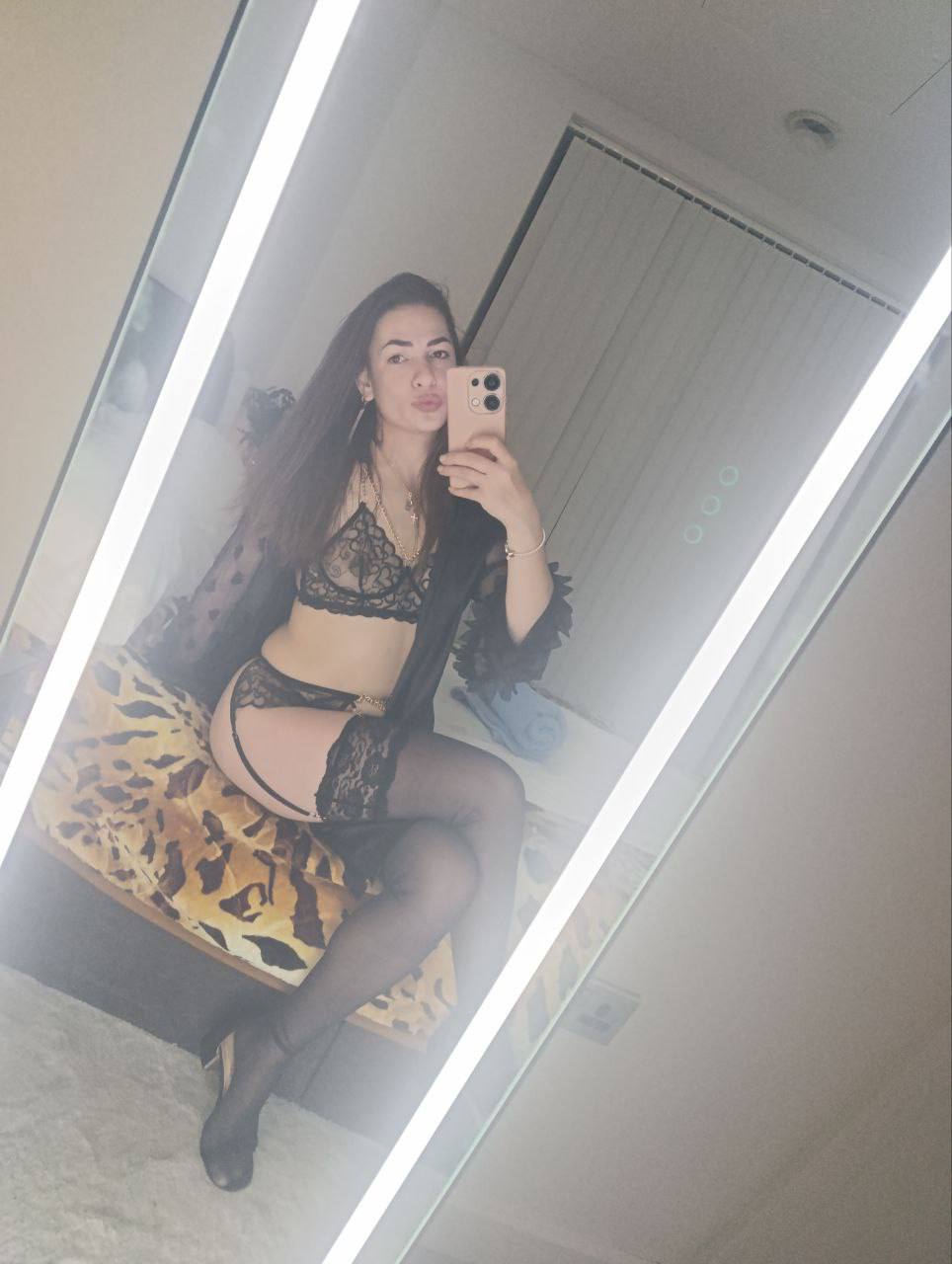 Camilla: A Vision of Modern Elegance